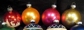 LOT 67 VINTAGE CHRISTMAS ORNAMENTS SANTA LAND VICTORIA - LOT INCLUDES A VARIETY